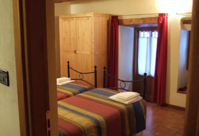 Aamiaismajoitus (B&B) Il Dahù