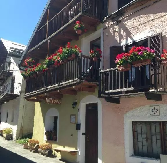 Aamiaismajoitus (B&B) Il Dahù