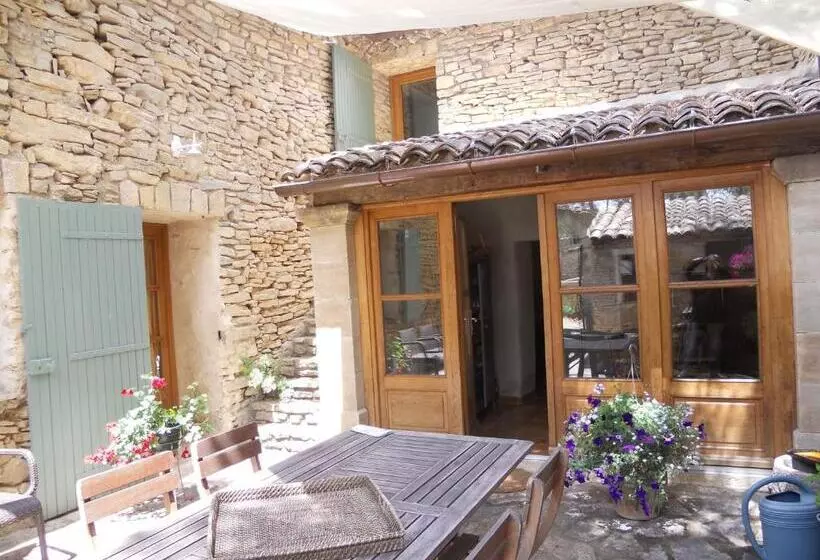 Aamiaismajoitus (B&B) Le Mas De La Pinède