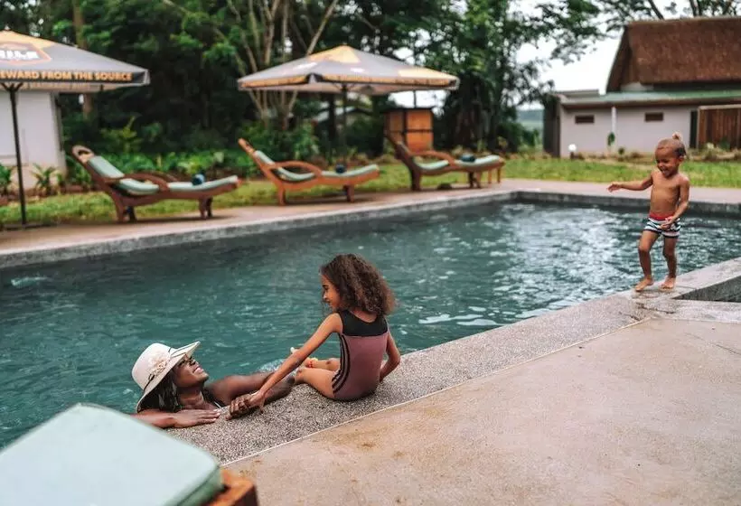 هتل Adrift River Club