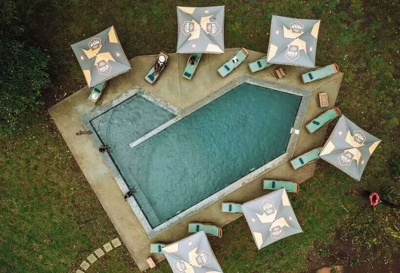 هتل Adrift River Club