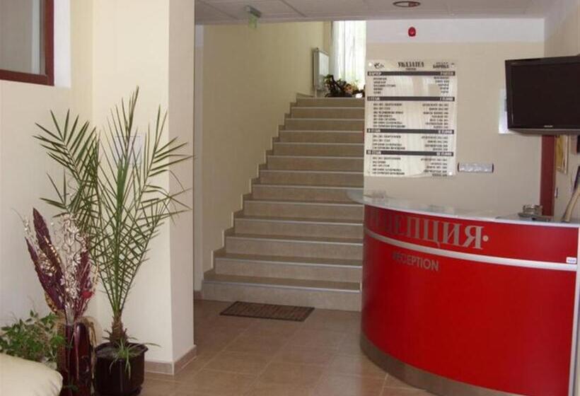 酒店 Boryka Family