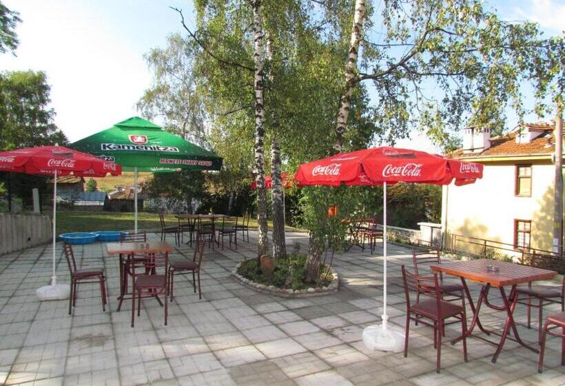 酒店 Boryka Family