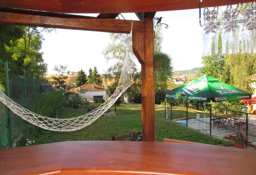 酒店 Boryka Family