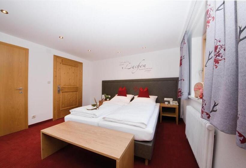 فندق Garni Rauch