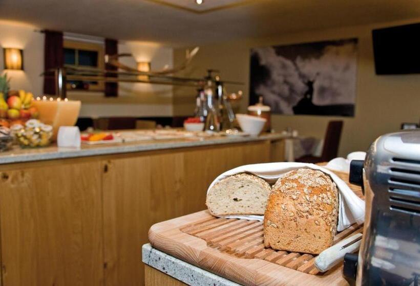 فندق Garni Rauch