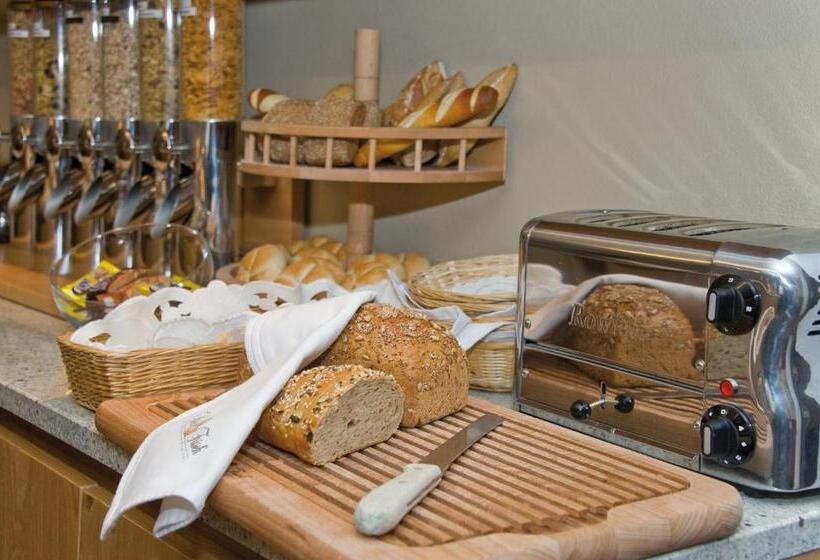 فندق Garni Rauch