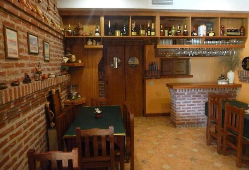 هتل Hosteria Del Sur