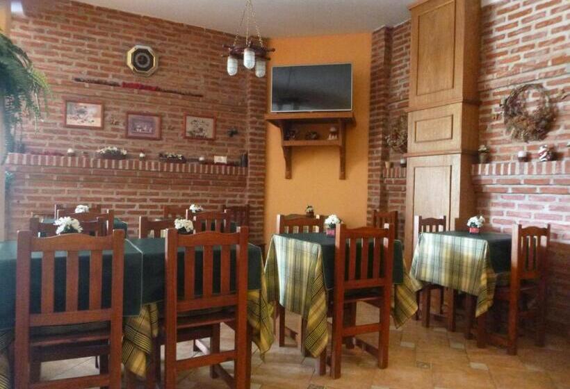 هتل Hosteria Del Sur