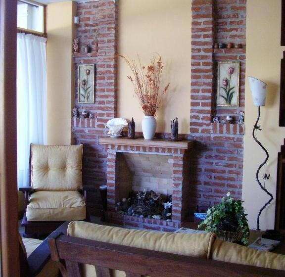 هتل Hosteria Del Sur