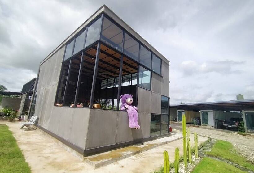 Hotel Innbox Chiangmai