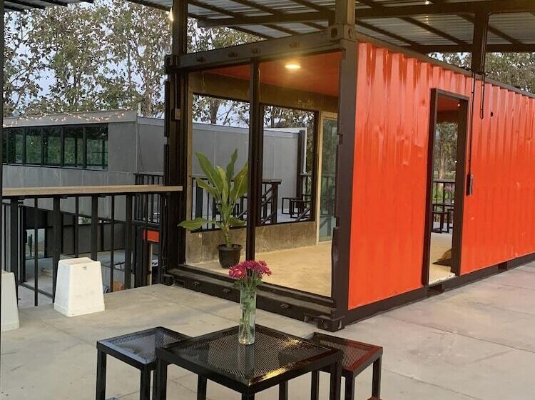 Hotel Innbox Chiangmai