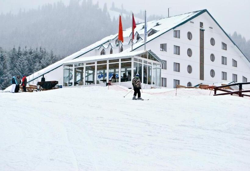 هتل Kapriz Karakol