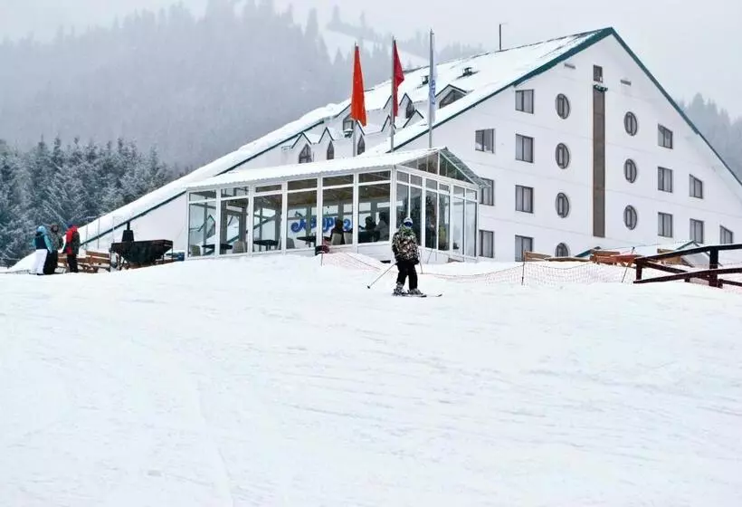 هتل Kapriz Karakol