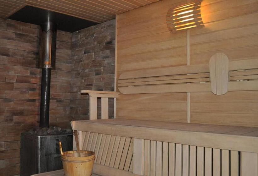 هتل Kapriz Karakol