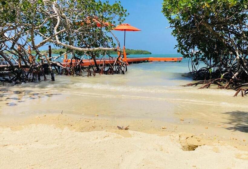 هتل Playa Scondida Baru