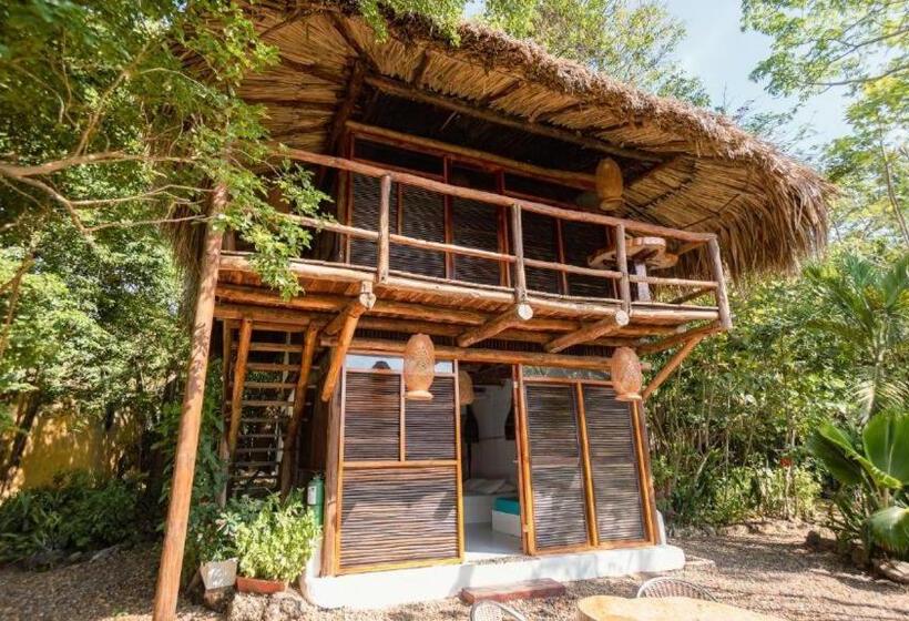 هتل Playa Scondida Baru