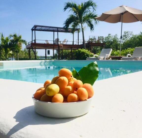 هتل Playa Scondida Baru