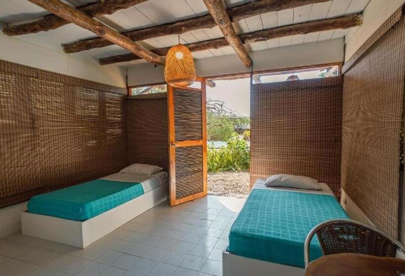 هتل Playa Scondida Baru