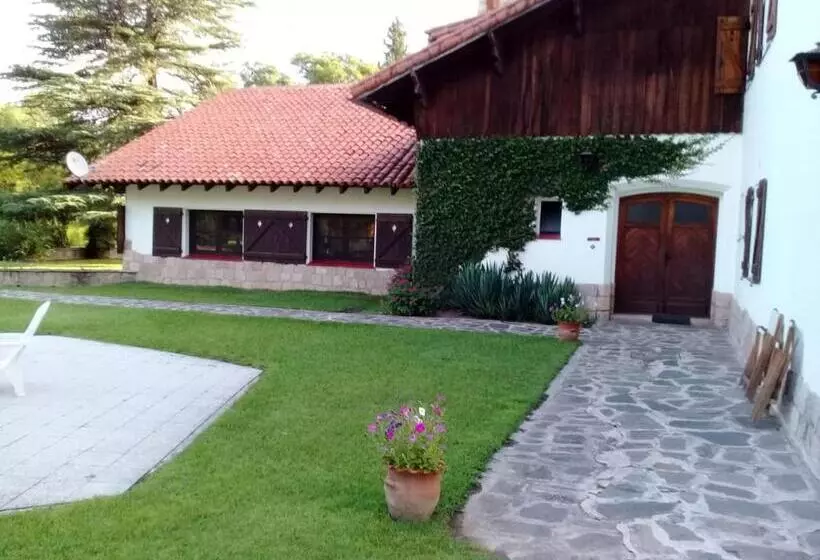 Hotelli San Huberto Tenis