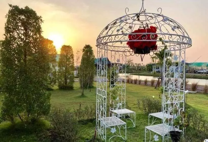 ホテル The Memory Luxury Resort