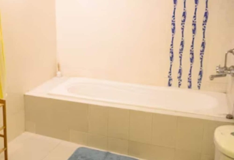 בית מלון כפרי The Savi Villa Luxuria