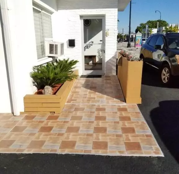 مُتل Royal Budget Inn