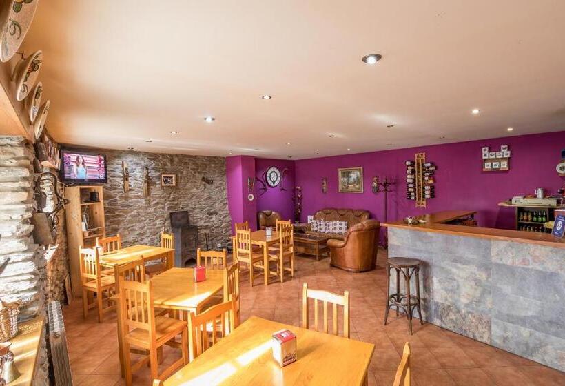 بنسيون Casa Rural La Fuente