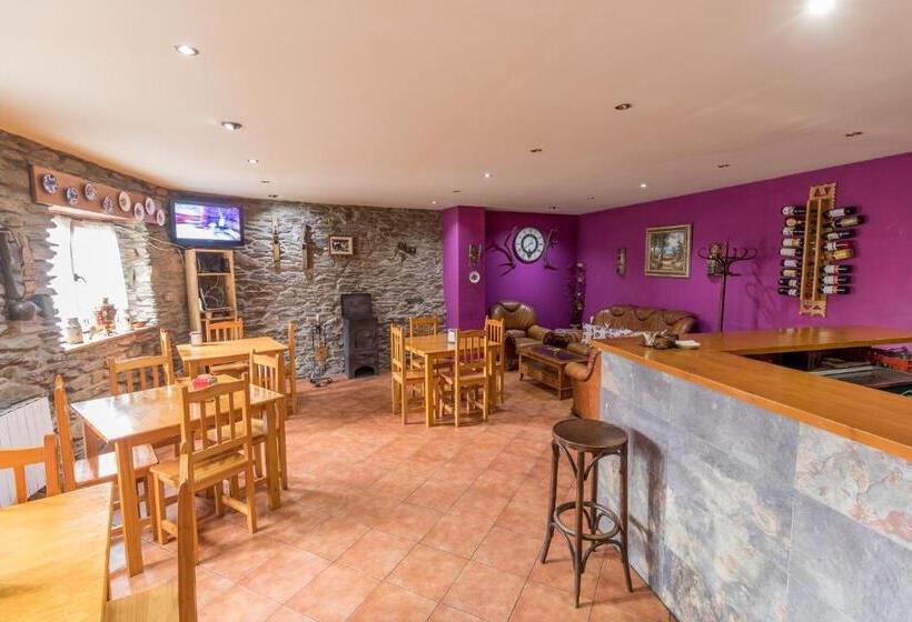 بنسيون Casa Rural La Fuente