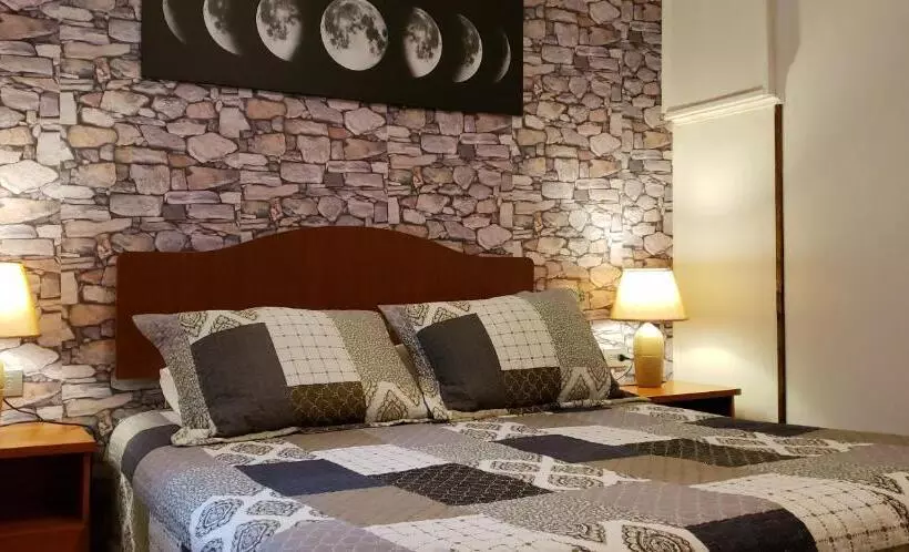 ペンション Hostal Torres Del Paine 2