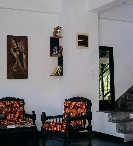 Majatalo Karu S Place