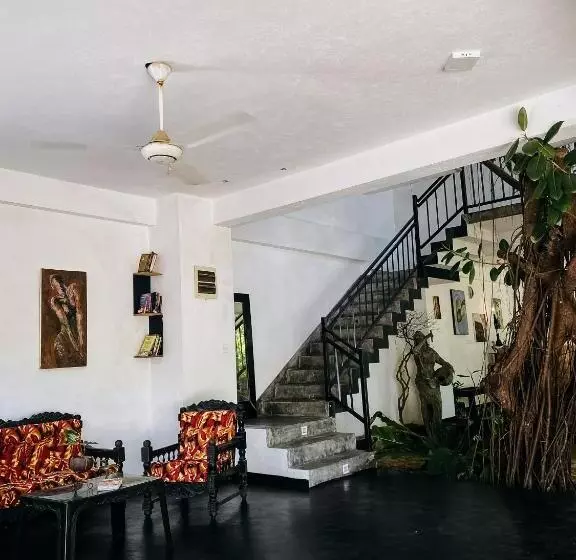 Majatalo Karu S Place