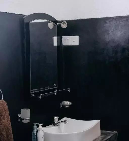 Majatalo Karu S Place