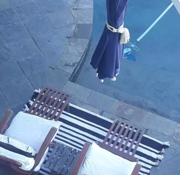 Majatalo Whale Rock Guest House