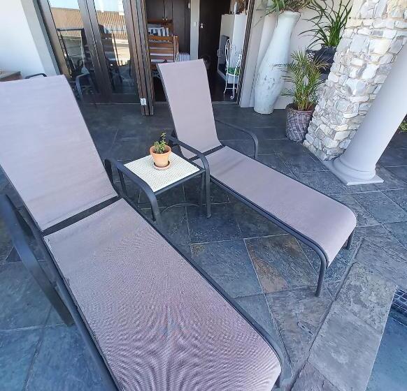 بنسيون Whale Rock Guest House