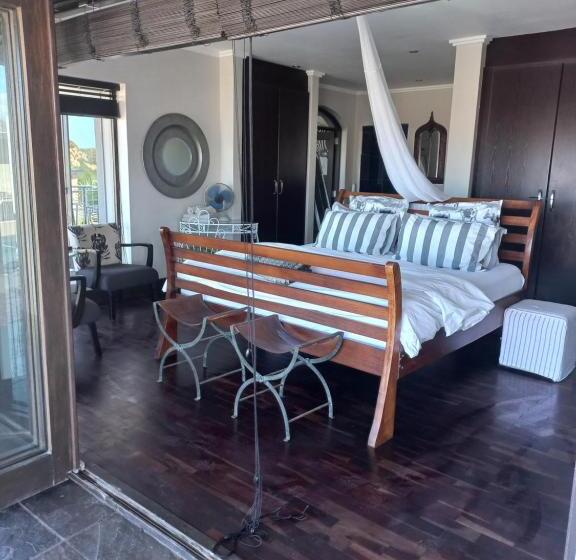 بنسيون Whale Rock Guest House