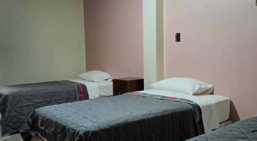 Отель Jomaley Real