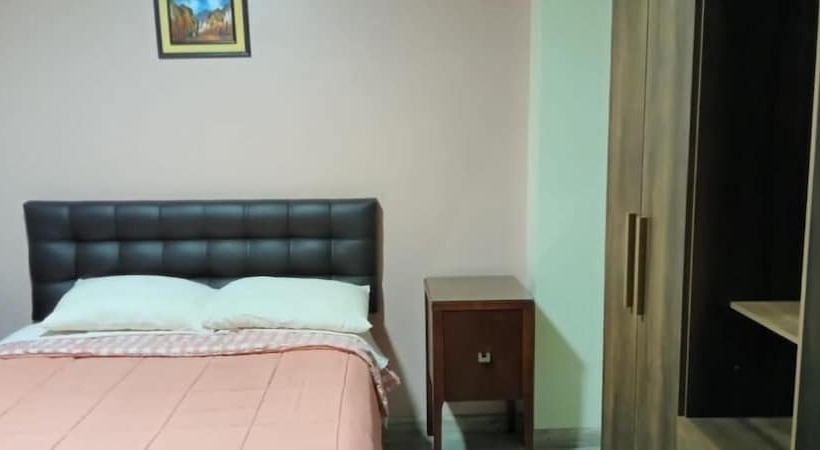 Отель Jomaley Real