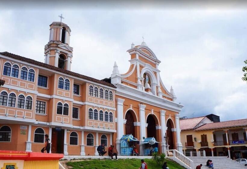 Отель Jomaley Real