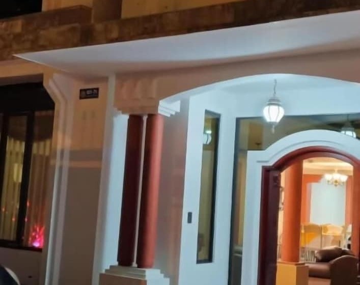 Отель Jomaley Real