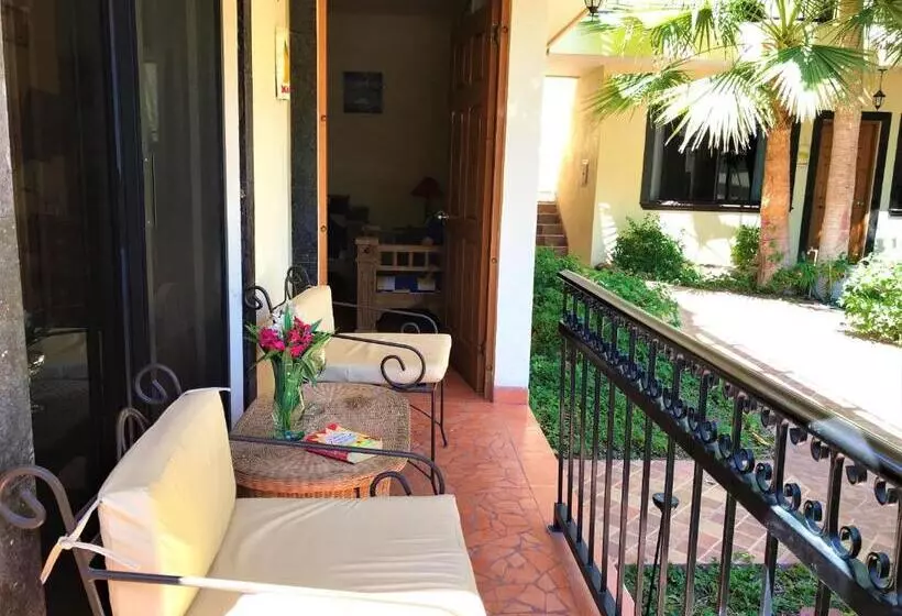 Retkeilymaja Casa Mangos Loreto