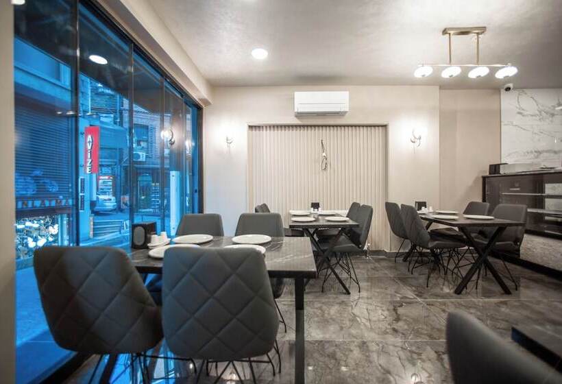 تختخواب و صبحانه Megalos Galata