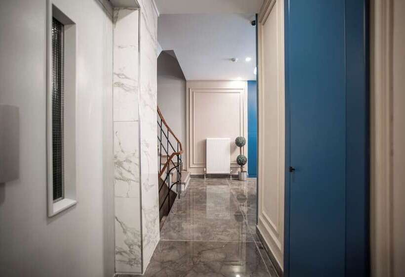 تختخواب و صبحانه Megalos Galata