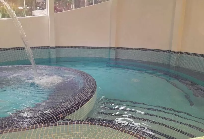 هتل Asgard Resort