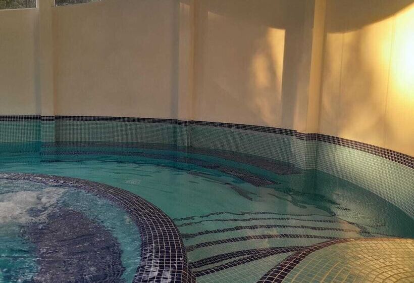 هتل Asgard Resort