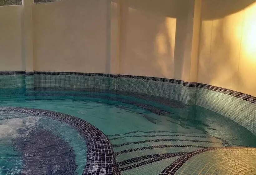 هتل Asgard Resort