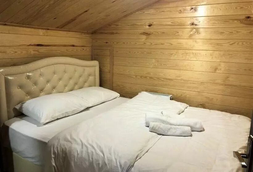 هتل Cerrahpasa Suite