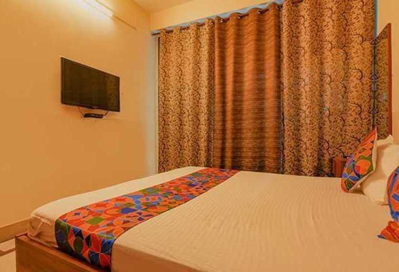 هتل Fabexpress Yatika Residency