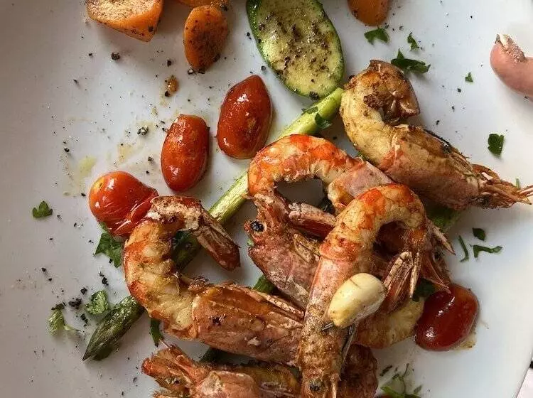 هتل The Suite At Garden Village