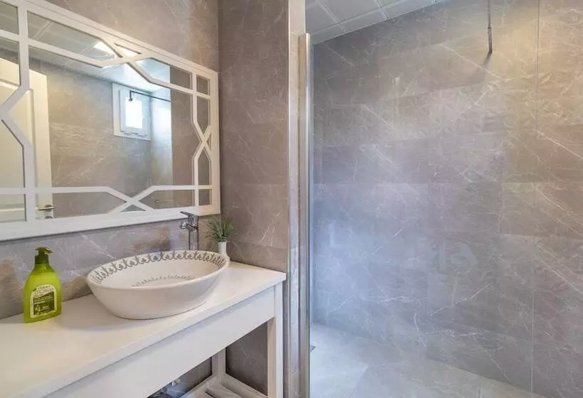 Hotelli Lavinya Selimiye Buotique